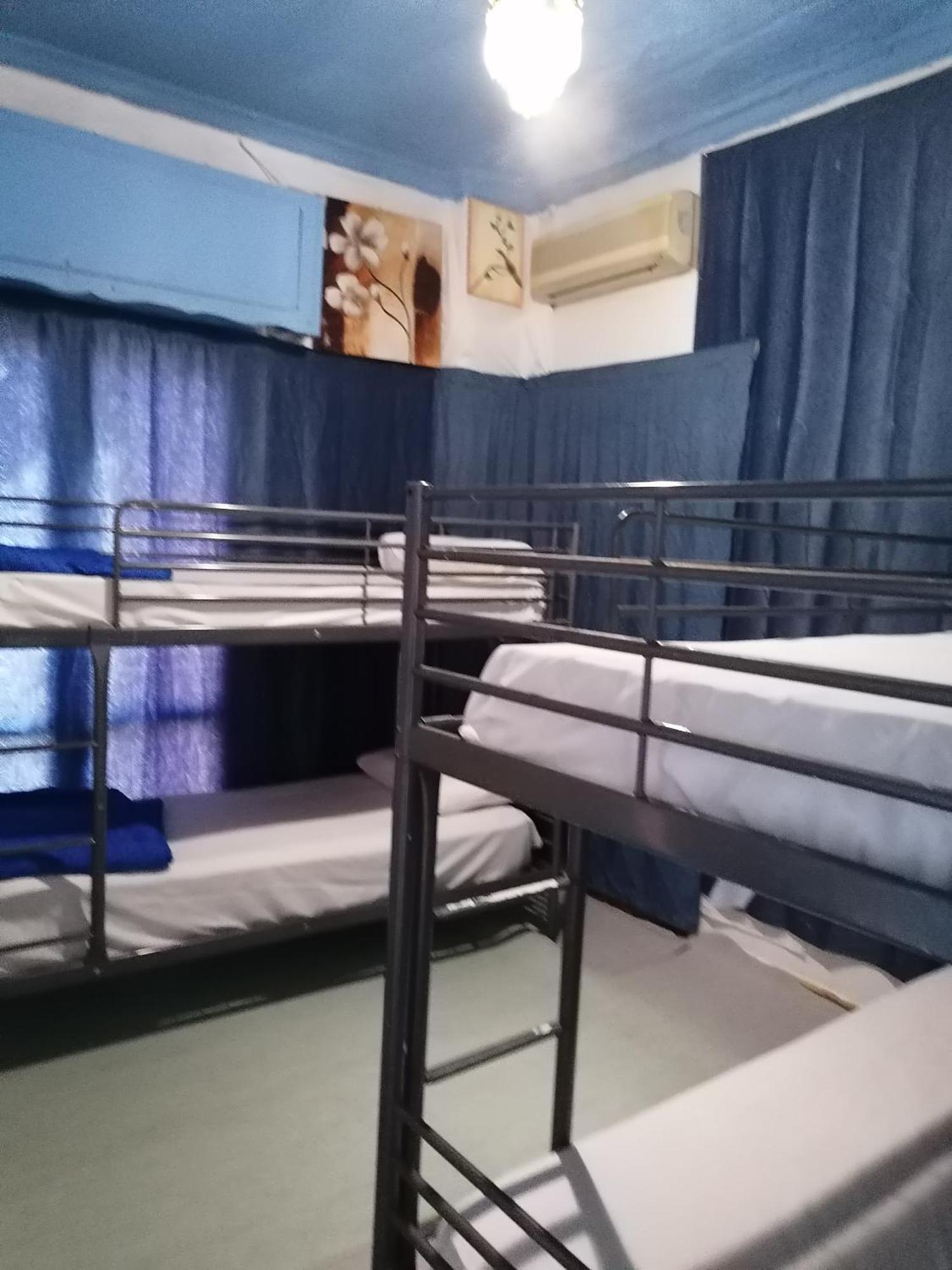 Thissio Room In The Apartmen Share Athens Exterior photo