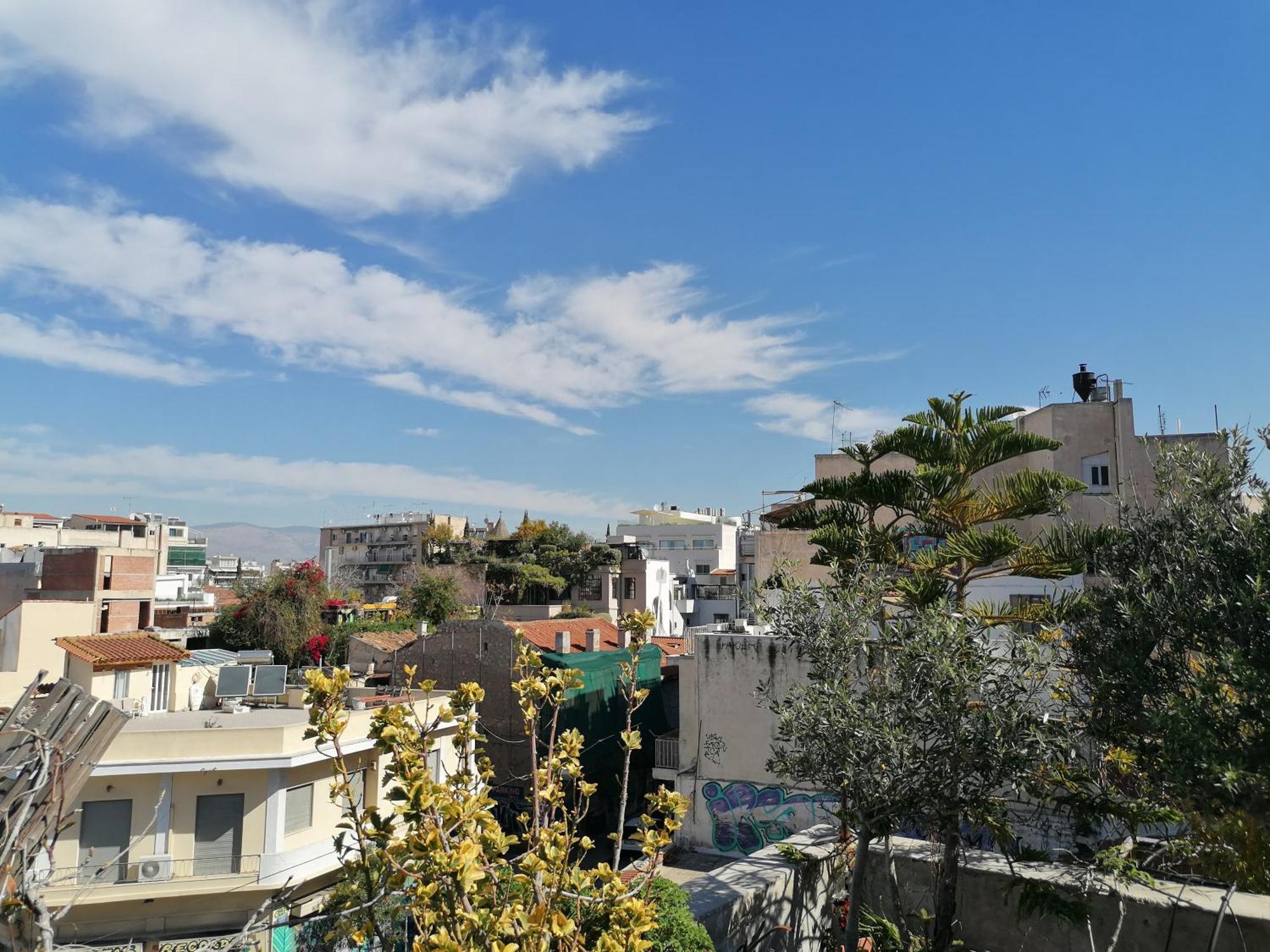 Thissio Room In The Apartmen Share Athens Exterior photo